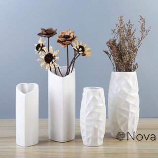 Dining Room Tabletop Exquisite flower arrangement Minimalist Vase Handicrafts Fashion Ceramic Flower Vase Wedding Decor