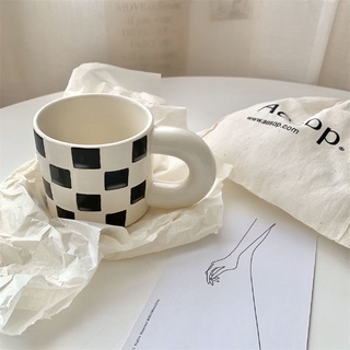 Korean Style Minimalism Black and White Checkerboard Fat Handle Ins Wind Creative Retro Ceramic Mug Coffee Cup
