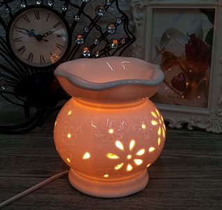 burner boutique Ceramic Electric Oil Burner Lamp for Aroma Fragrance Oils and Wax Model D054 (White)