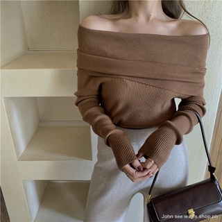 2021 early autumn new niche temperament loose long-sleeved off-shoulder sweater short one-shoulder knitted top women s clothing