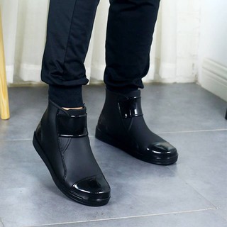 Rain boots--Short barrel rain shoes men waterproof non-slip one-piece boots fashion trend water men''s kitchen work rubber