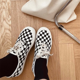 ♞☏Fall 2021 new black and white checkerboard low-cut retro couple flat bottom shoes canvas shoes tre