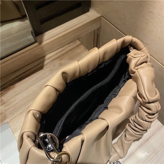 ✄✽niche design bag female 2021 New Tide Joker chain underarm shoulder bag advanced sense fold cloud