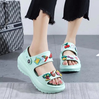 New Clogs Two straps With free jibbitz Chunky Sandals for Women Fashion slippers OEM