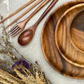 6-Pc Set: 3 Round Wooden Acacia Plates with 3 Utensils