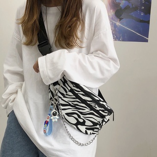 [New Style * Fashion * Bag] Japanese Harajuku Sweet Cool Chest Bag Female Korean ins Dark All-Match (4)