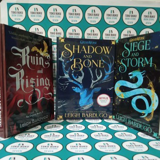 Shadow and bone, ruin and rising, siege and strom by leigh bardugo