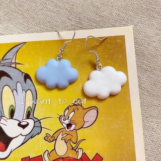[fanshki] 【I want to eat】Creative hand made cartoon cloud earrings funny contrast color asymmetric girl ear clip