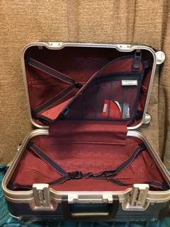 Code 069 Pre-Loved Voyager Hand Carry Luggage (7)
