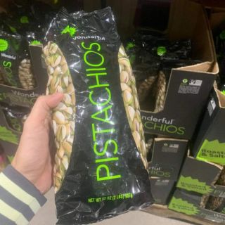 WONDERFUL Roasted and Salted Pistachios 32oz