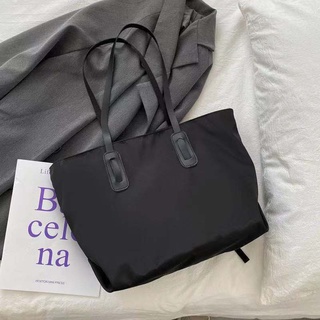 Atmospheric nylon shoulder bag simple nylon shoulder bag Women's shoulder bag large capacity black casual wild tote bag (4)