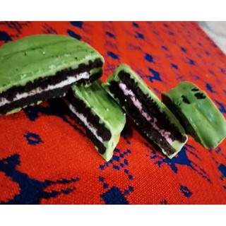 orieo Matcha/Green Tea Chocolate 275g (2)