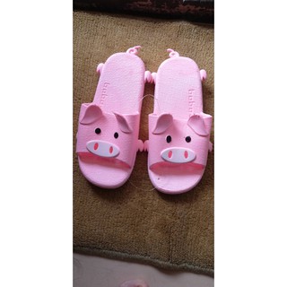 Cute piggy slippers for kids (1)