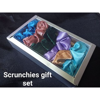 Scrunchies/ponytail gift set