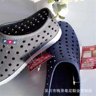 Fashion Boots✔【BEST SELLER】 Summer swim aqua shoes men’s shoes Crocs Duet Sport Clog Anti-Slip Shoes