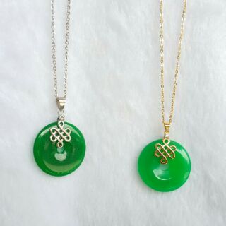 JADE DISC WITH MYSTIC KNOT NECKLACE