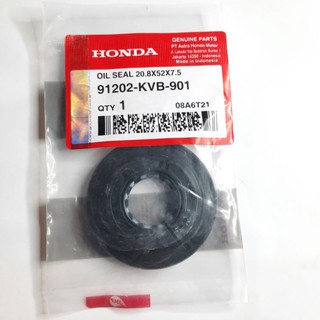 Crankshaft oil seal Honda Beat carb & Fi (pulley side) 91202-kvb-901 (20.8x52x7.5) (1)