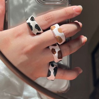 NIEVES.PH] Trendy Tiktok/Pinterest Adjustable Cow Print Chunky Rings (1)