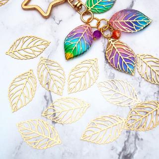 ❀ 100 pcs/Pack DIY Jewelry Making Metal Frame Openwork Leaf Pendant Charm UV Resin Necklace