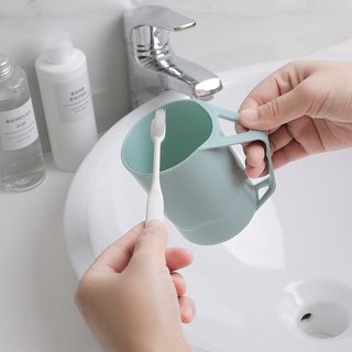 Creative Anti Scale Mouthwash Cup With Toothbrush Hole Can Be Pouring Drain