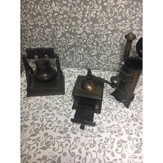 Vintage die-cast metal sharpener (7)