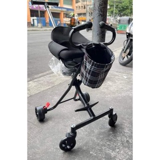 FOLDING stroller with safetylock and stopper wheel