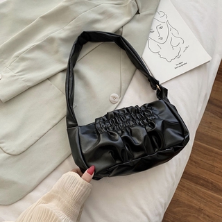 Cloud bag female spring and summer new Miumiu bag OL commuter all-match armpit bag soft shoulder bag handbag (5)
