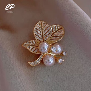 Elegant Flower Pearl Brooch Women's Party Wedding Dress Accessories Buckle Pin Brooches Gift