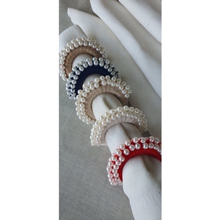 Hand made, set of 6 pcs crocheted napkin ring with pearl (1)