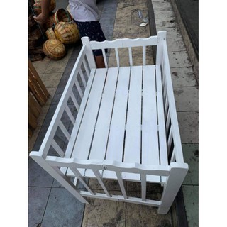 White Wooden Crib Adjustable (Makapal - 22X36 inches)